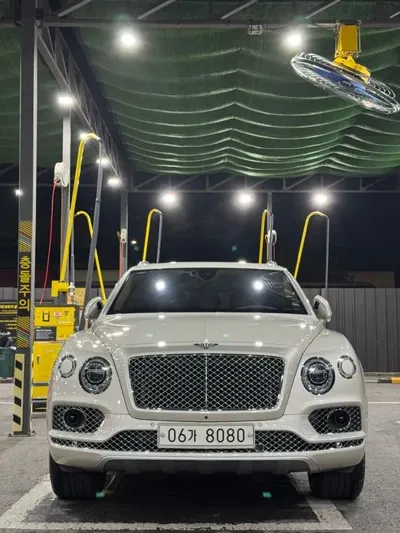 Bentley Bentayga 2017, 54870 км, за 59078.38 USD