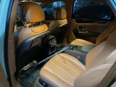 Bentley Bentayga 2017, 54870 км, за 59078.38 USD - фото 8