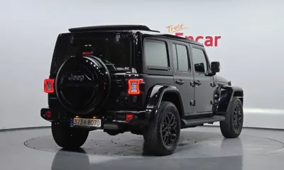 Jeep Wrangler 2022, 51432 км, за 37019.84 USD
