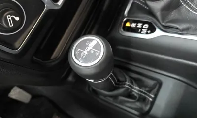 Jeep Wrangler 2022, 51432 км, за 37019.84 USD - фото 17