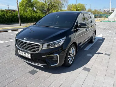 Kia Canival · 2019 год