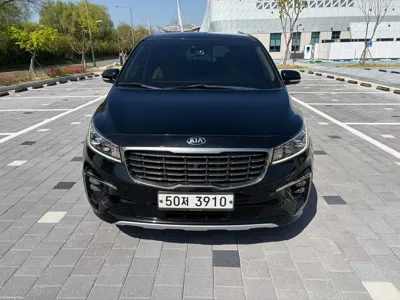 Kia Canival 2019, 121595 км, за 11134.98 USD