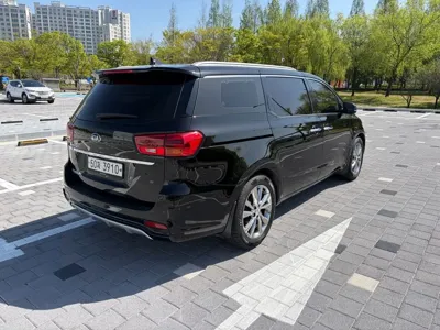 Kia Canival 2019, 121595 км, за 11134.98 USD