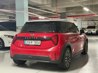MINI Cooper 2025, 1357 км, за 19869.72 USD