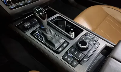 Hyundai Genesis 2016, 201026 км, за 7796.5 USD - фото 9