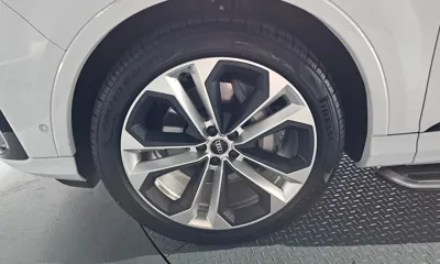 Audi Q7 2022, 15364 км, за 98463.96 USD