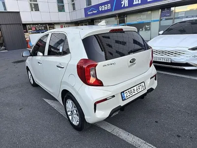 Kia Morning 2021, 30183 км, за 7535.7 USD