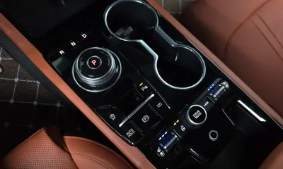 Kia K5 2026, 4099 км, за 19450.97 USD - фото 9