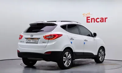 Hyundai Tucson 2015, 129432 км, за 5185.77 USD