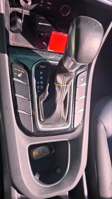 Hyundai Ioniq 2016, 125000 км, за 5776.55 USD - фото 9