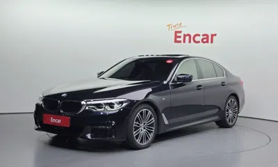 BMW 5-Series · 2020 год