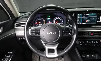 Kia K5 2022, 114647 км, за 15419.46 USD - фото 13