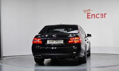 Mercedes-Benz E-Class 2010, 193087 км, за 10749.19 USD