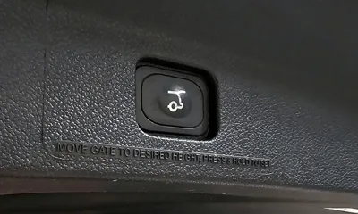 Ford Explorer 2016, 84597 км, за 10856.14 USD - фото 20