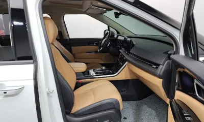 Kia Canival 2023, 83651 км, за 19827.07 USD - фото 11