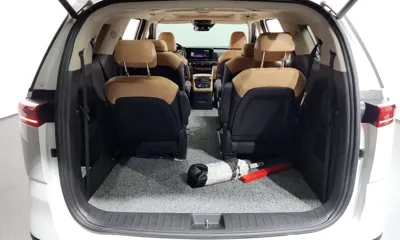 Kia Canival 2023, 83651 км, за 19827.07 USD - фото 20
