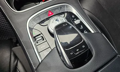 Mercedes-Benz S-Class 2018, 161057 км, за 21824.12 USD - фото 19
