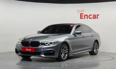 BMW 5-Series · 2018 год