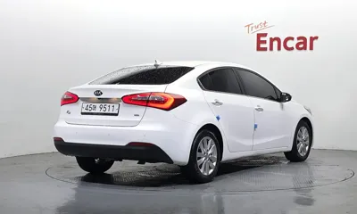Kia K3 2013, 113515 км, за 3055.32 USD