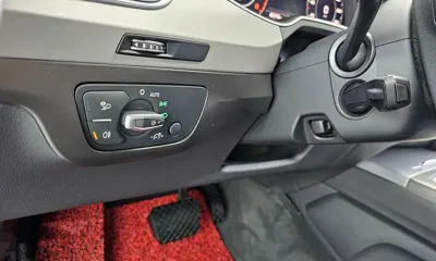 Audi Q7 2019, 46310 км, за 18560.27 USD - фото 28