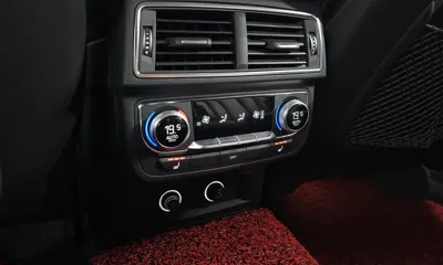 Audi Q7 2019, 46310 км, за 18560.27 USD - фото 29