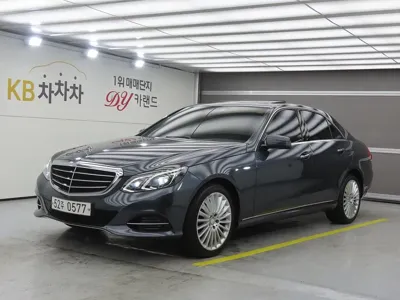 Mercedes-Benz E-Class · 2016 год