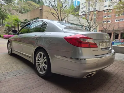 Hyundai Genesis 2012, 163040 км, за 3078.64 USD - фото 8