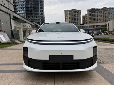 Li Auto Li L6 2026, 3000 км, за 29840.5 USD