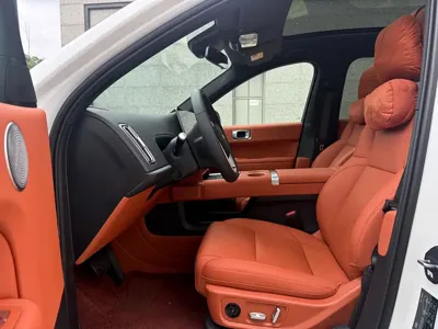 Li Auto Li L6 2026, 3000 км, за 29840.5 USD