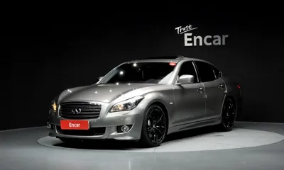 Infiniti M · 2011 год