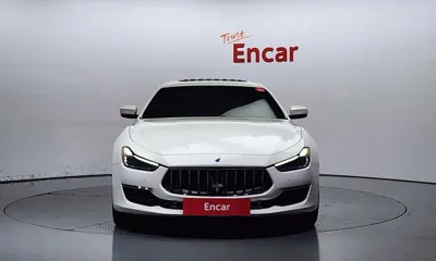 Maserati Ghibli 2018, 47870 км, за 14779.29 USD