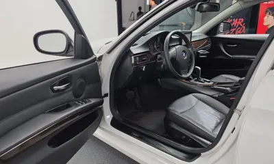 BMW 3-Series 2011, 57009 км, за 3763.89 USD - фото 10