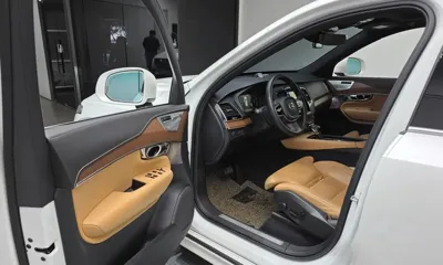 Volvo XC90 2017, 72094 км, за 22187.21 USD - фото 10