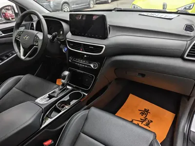 Hyundai Tucson 2020, 47000 км, за 8651.98 USD - фото 11