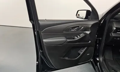 ChevroletGMDaewoo Traverse 2023, 86185 км, за 18410.11 USD - фото 24