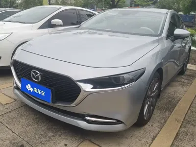 Mazda 3 Axela · 2021 год