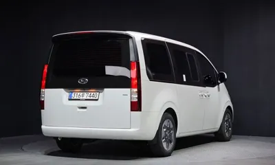 Hyundai Staria 2024, 61426 км, за 21473.4 USD
