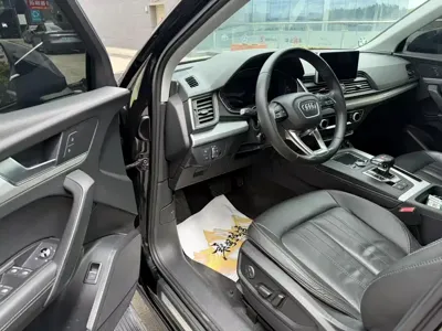 Audi Q5L 2020, 80000 км, за 20072.19 USD