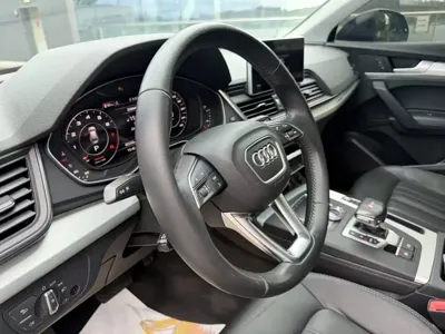 Audi Q5L 2020, 80000 км, за 20072.19 USD - фото 14