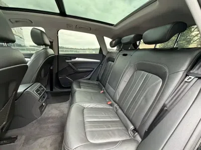 Audi Q5L 2020, 80000 км, за 20072.19 USD - фото 19