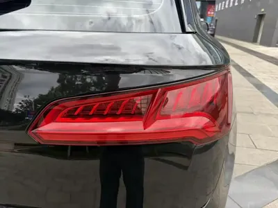 Audi Q5L 2020, 80000 км, за 20072.19 USD - фото 34