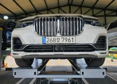 BMW X7 · 2021 год