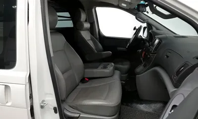 Hyundai Starex 2019, 122979 км, за 8255.86 USD - фото 26