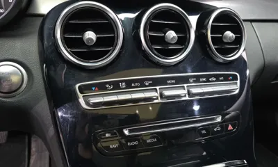 Mercedes-Benz C-Class 2016, 168609 км, за 6837.27 USD - фото 17