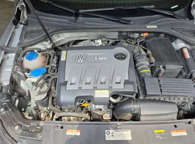 Volkswagen Passat 2015, 112700 км, за 2986.74 USD - фото 6