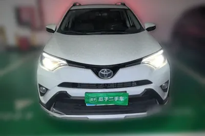 Toyota RAV4 2016, 28800 км, за 10545 USD