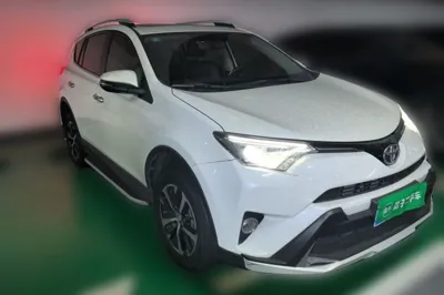 Toyota RAV4 2016, 28800 км, за 10545 USD