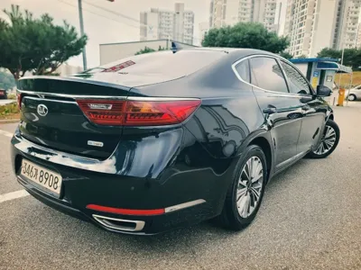Kia K7 2018, 88000 км, за 11039.14 USD