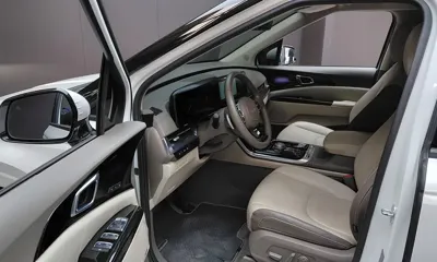 Kia Canival 2023, 97510 км, за 19153.1 USD - фото 25