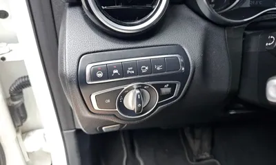 Mercedes-Benz GLC-Class 2019, 172332 км, за 12143.89 USD - фото 16